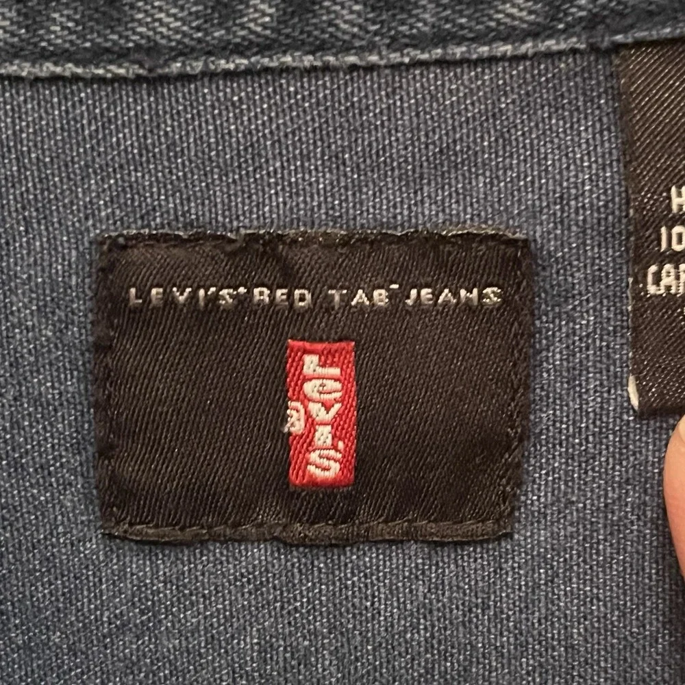 Levis pre owned